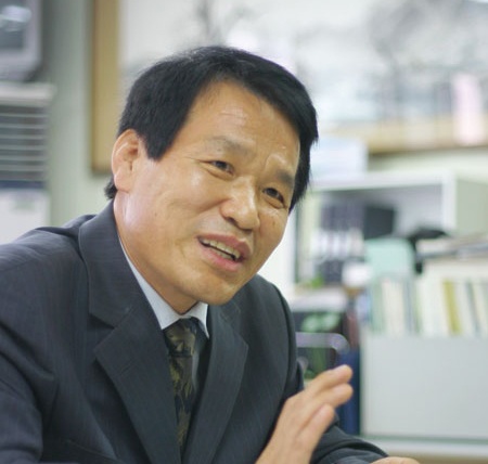 [이달의 전기인] (주)유진기전 정완면 대표 제조업체에 쓴소리를 아끼지 않는 유통업계의 마당발